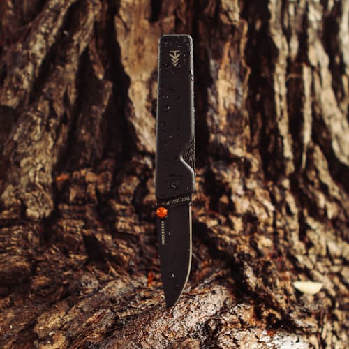 laydown image of Huckberry Chapter Knife
