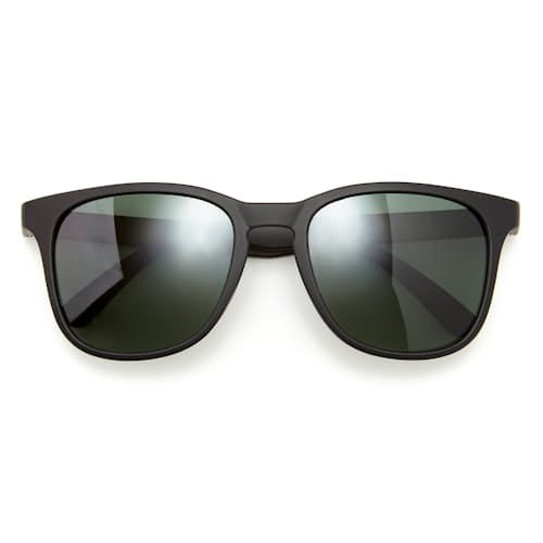 laydown image of Weekenders Sunglasses