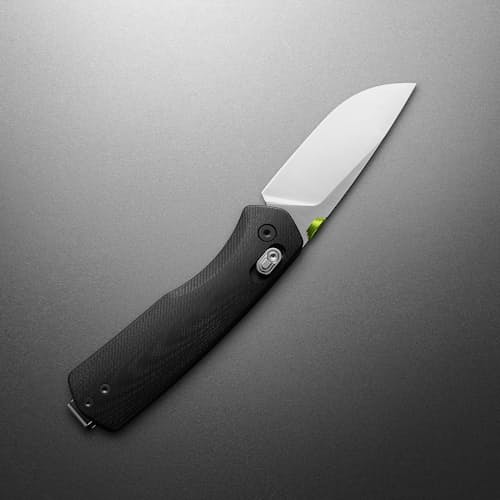 lifestyle image of The Carter Pocket Knife
