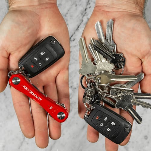 laydown image of KeySmart Pro w/ Tile Smart Location