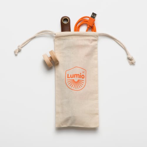 laydown image of Classic Lumio