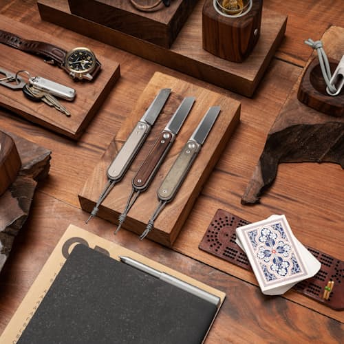 laydown image of The Duval Pocket Knife - Straight