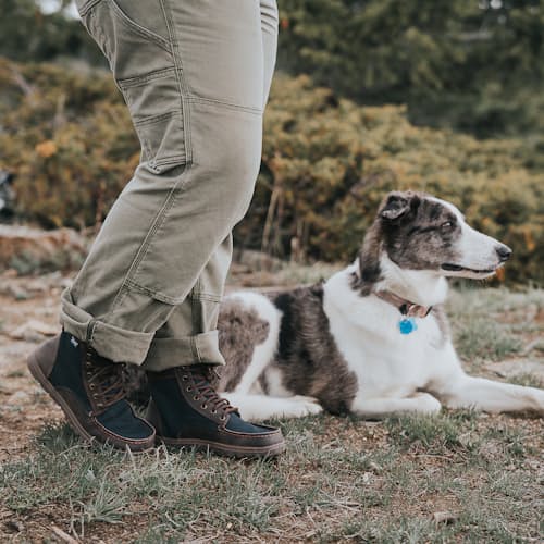 laydown image of Boulder Boot