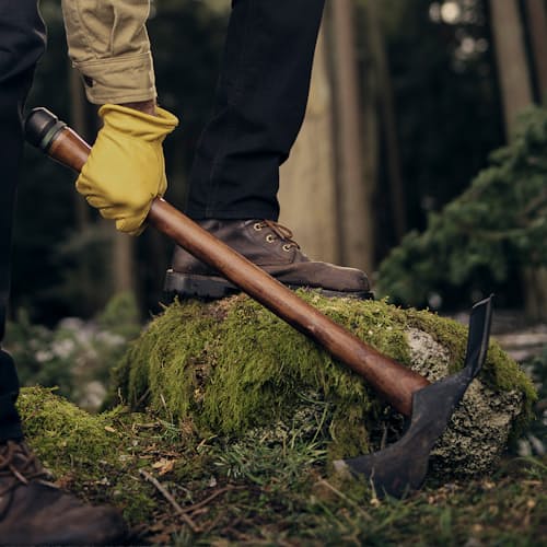 lifestyle image of Pulaski Axe