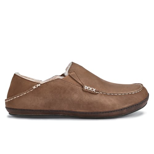 laydown image of Moloa Slipper