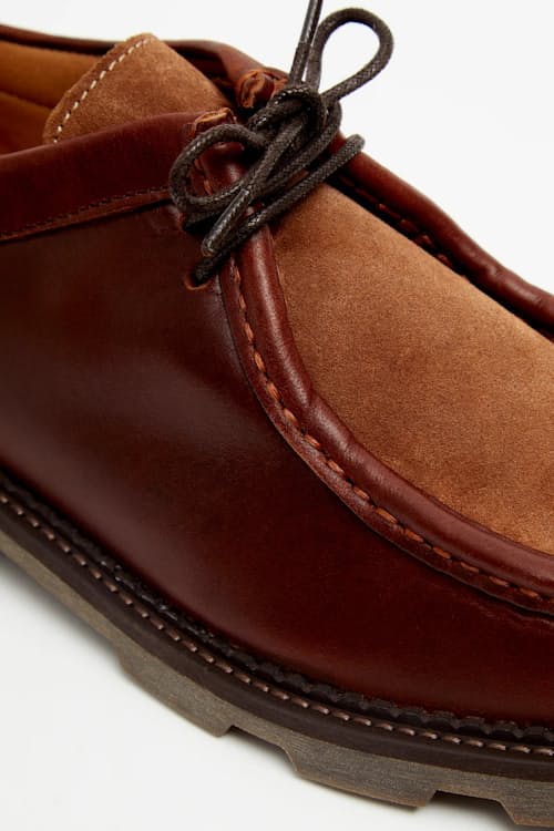 laydown detail image of Latymer Derby