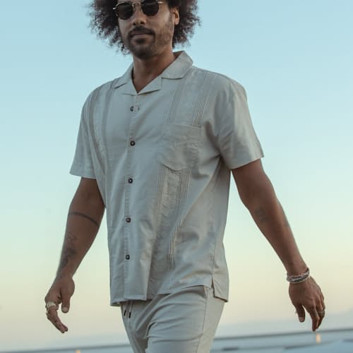 laydown image of Brisa Linen Shirt