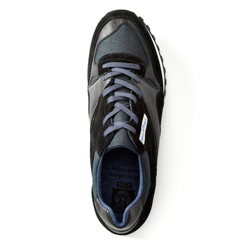 laydown image of Marathon Trainer