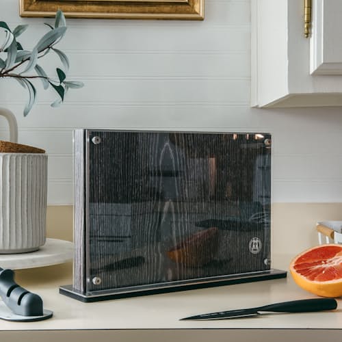 laydown image of Downtown Magnetic Knife Block