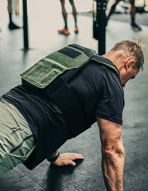 lifestyle image of Rucking Weight Vest