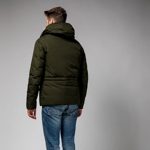 laydown image of Short Hunter