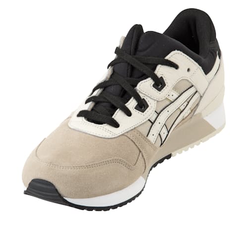 laydown image of Gel Lyte III