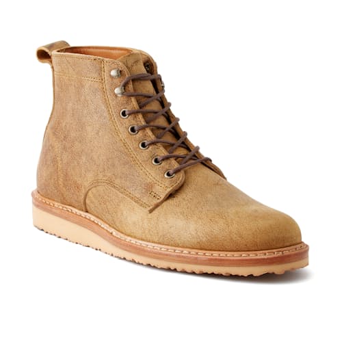 laydown image of Brunswick Boot
