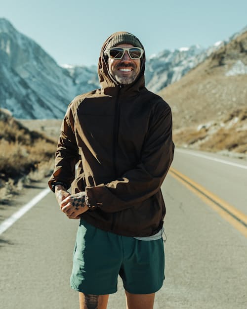 lifestyle image of Running Windshell