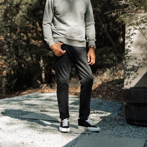 Jeff is 6'2", 170lbs, and wearing a size 32