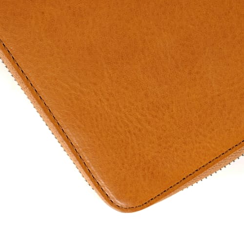 laydown image of Women's Small Zip Wallet