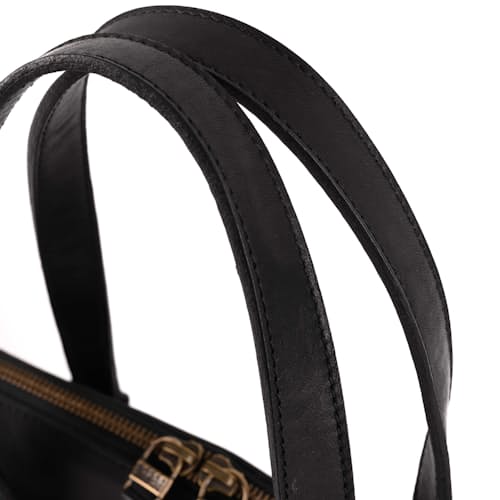 laydown image of Women's Britton Day Bag