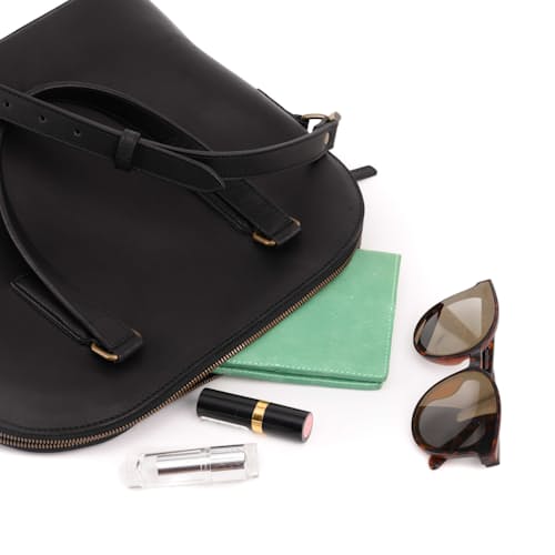 laydown image of Women's Britton Day Bag