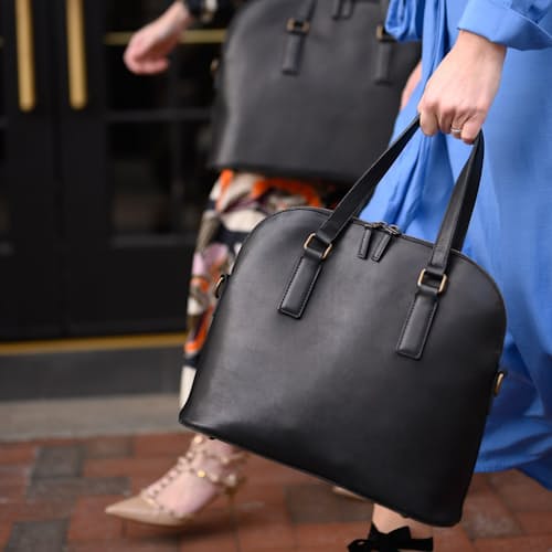 laydown image of Women's Britton Day Bag
