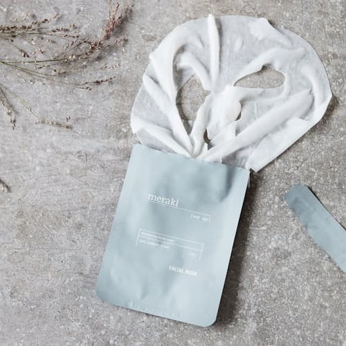 laydown image of Anti-Age Face Mask