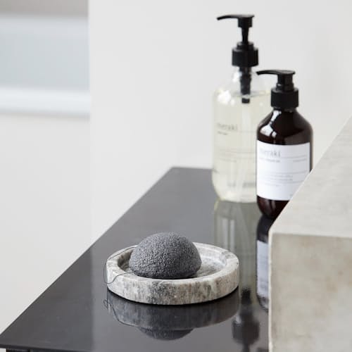 laydown image of Konjac Sponge