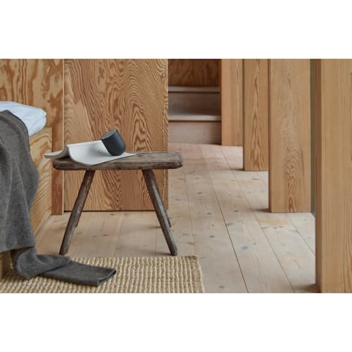 laydown image of Pilo No. 2 Fabric Shaver