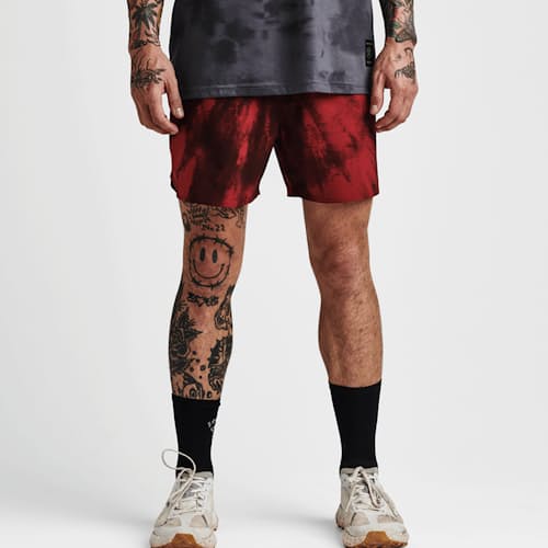laydown image of Alta Running Shorts - 5"