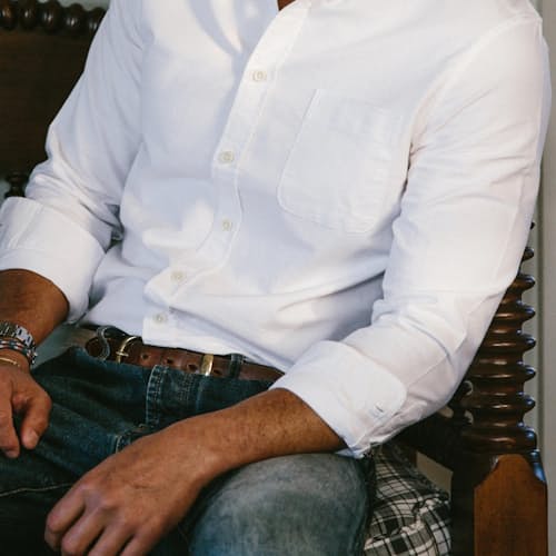 lifestyle image of The Jack Everyday Slim Oxford Shirt