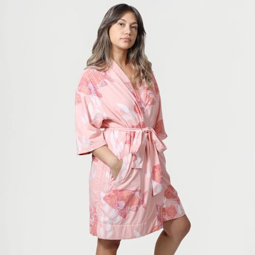 on model image of Women's La Sirena Robe