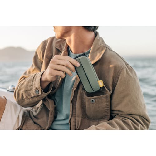 laydown image of Baia Sunglasses