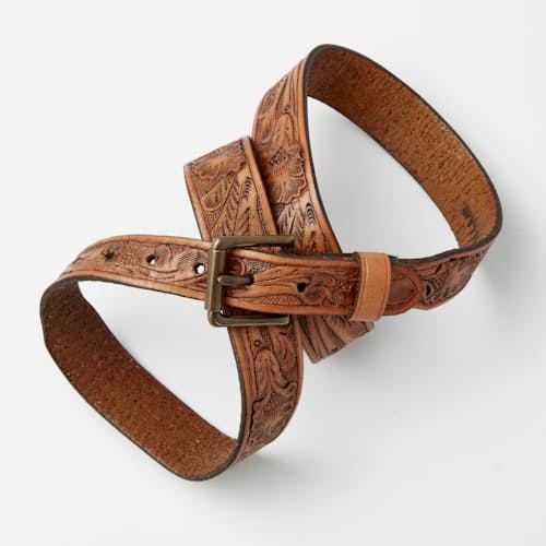 laydown detail image of Western Tooled Leather Belt