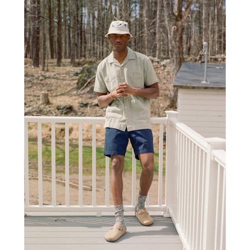 laydown image of Seersucker Classic Shorts - 7"