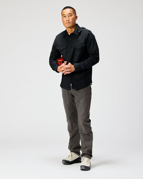 Peter is 6’0’’, 165 lbs, and wearing a size 31x32