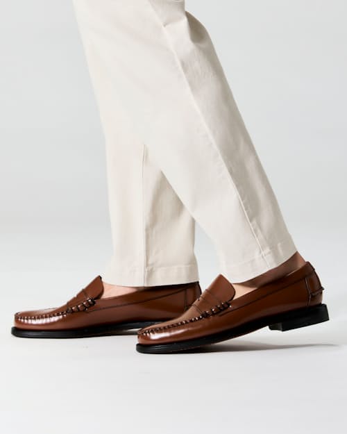 lifestyle image of 365 Chino Pant - HB Classic