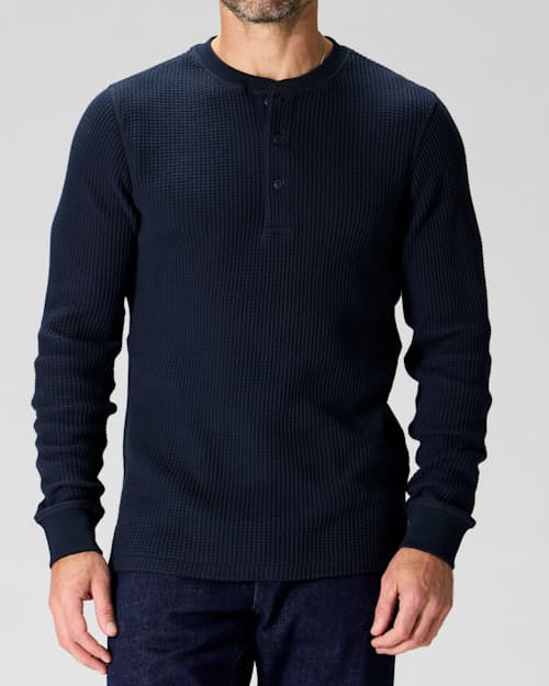 Zac is 6’0’’, 175 lbs, and wearing a size M