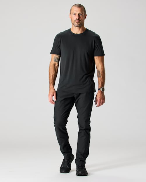 Zac is 6’0’’, 175 lbs, and wearing a size 32x32