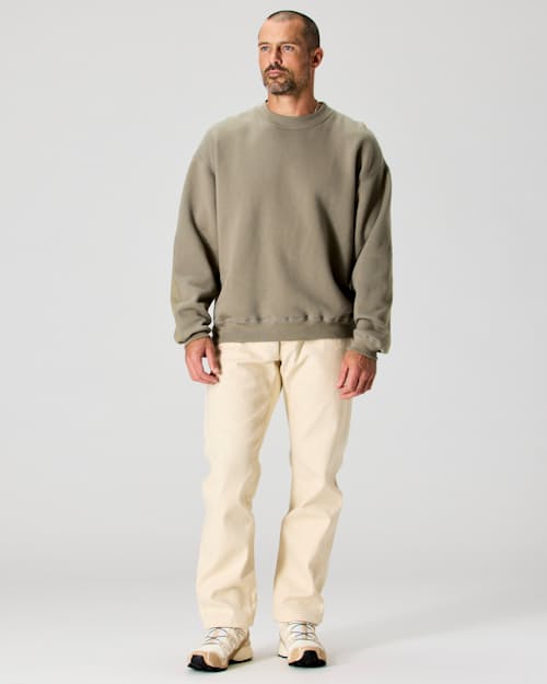 Zac is 6’0’’, 175 lbs, and wearing a size M