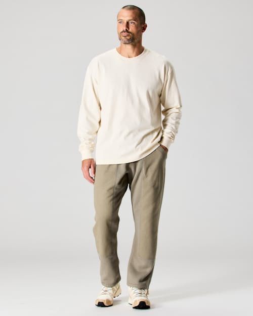Zac is 6’0’’, 175 lbs, and wearing a size M