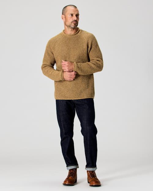 Zac is 6’0’’, 175 lbs, and wearing a size M