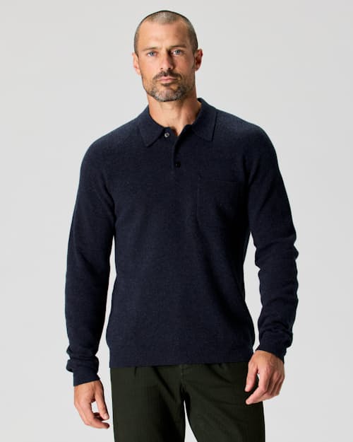 Zac is 6’0’’, 175 lbs, and wearing a size M