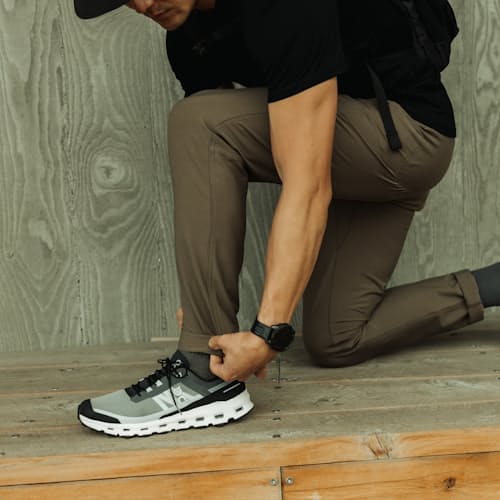 lifestyle image of Cloudvista Sneaker