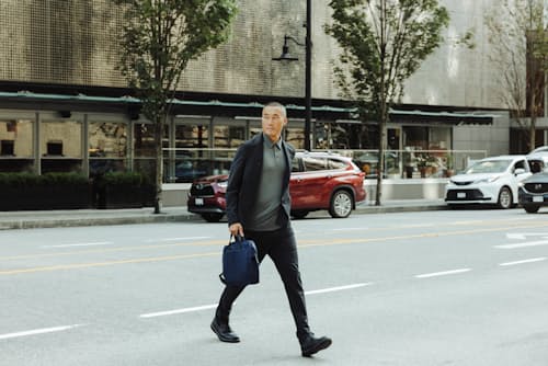 lifestyle image of 72-Hour Merino Blazer
