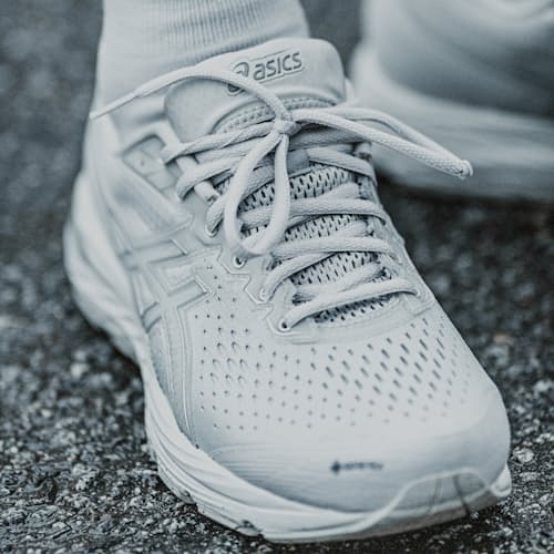 laydown image of Goretex GEL Cumulus 21