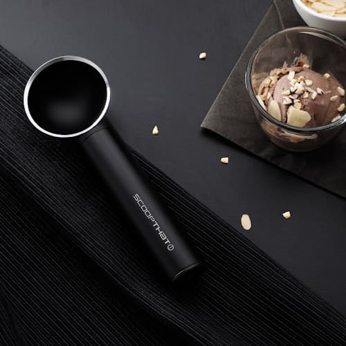 laydown image of Deluxe Ice Cream Scooper