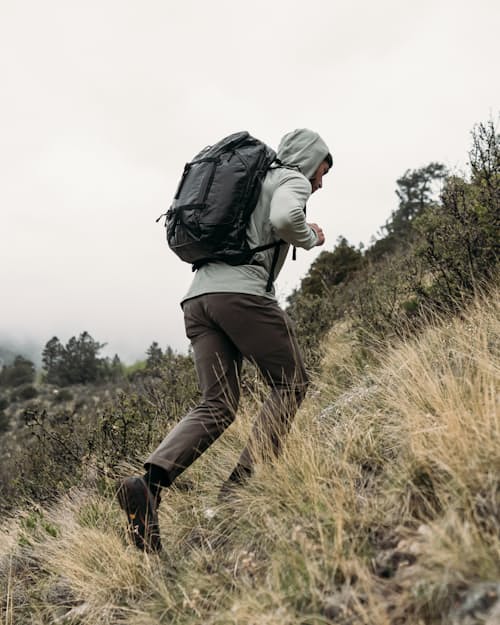 lifestyle image of Osprey x Carryology Archeon 30
