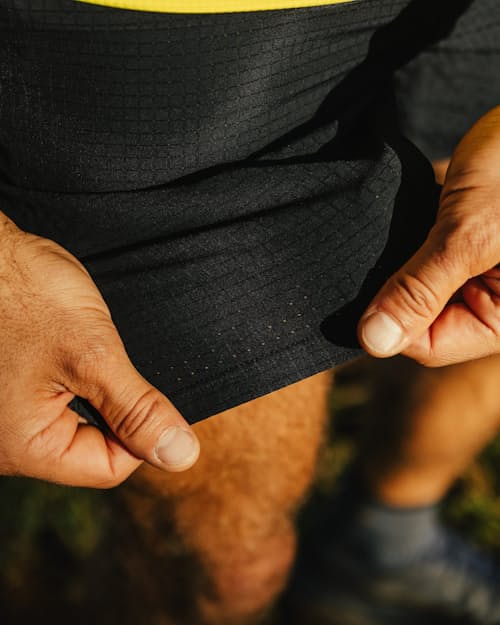 lifestyle image of Airweave Short - 6"