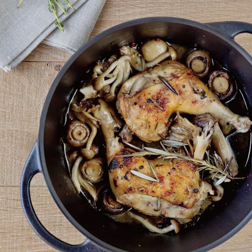 lifestyle image of Oven Pot - 3.7 qt