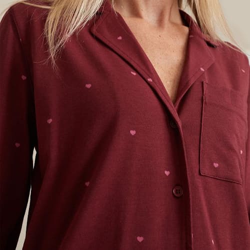 laydown image of Women's Classic PJ Set