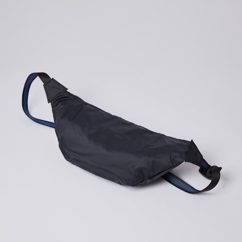 laydown image of Aste Lightweight - 3L Hip Pack