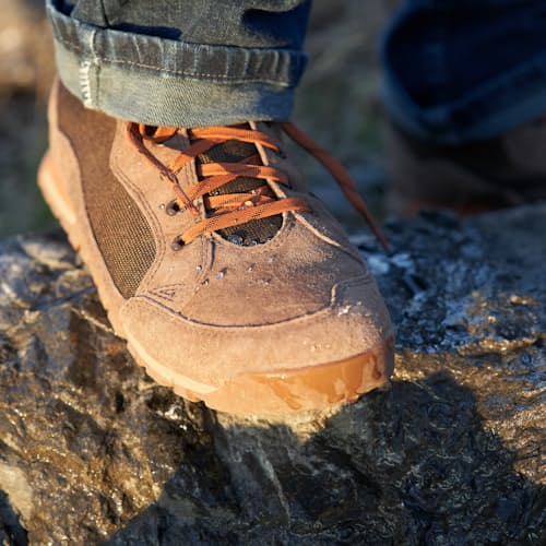 laydown image of Skyridge Lightweight Hiking Boot